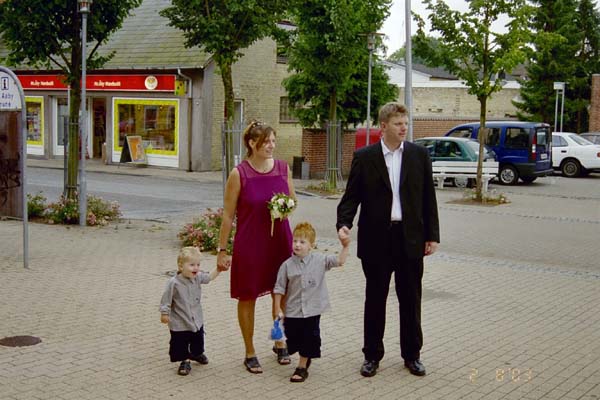 Familien paa vej